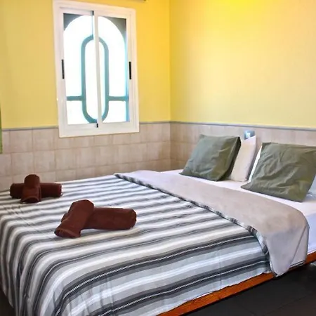 Aqua Beach Bungalows - Gay Men Only (adults Only) *