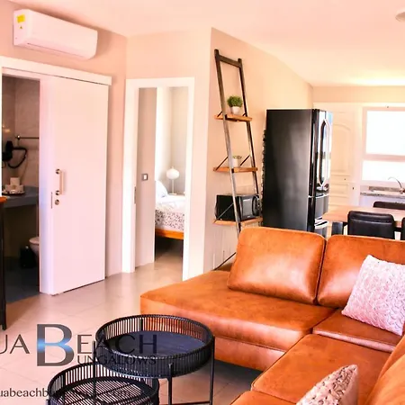 Aqua Beach Bungalows - Gay Men Only (adults Only)
